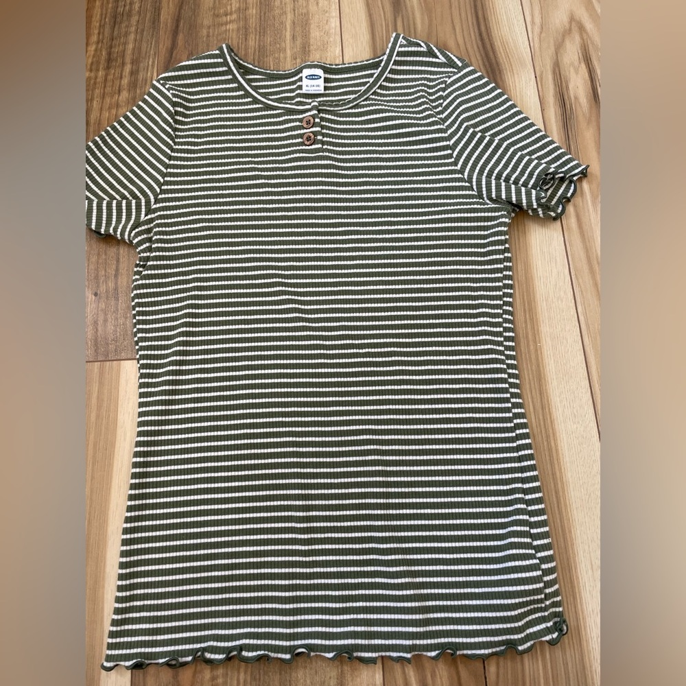 Old navy green and white striped stretchy tee
